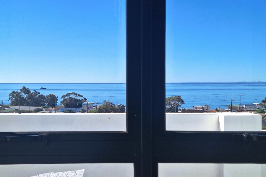 3 Bedroom Property for Sale in Steenbergs Cove Western Cape